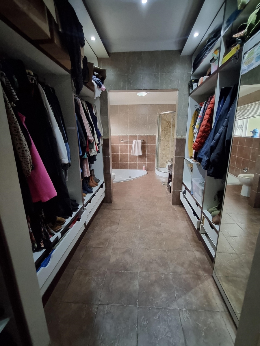 To Let 3 Bedroom Property for Rent in Soneike Western Cape